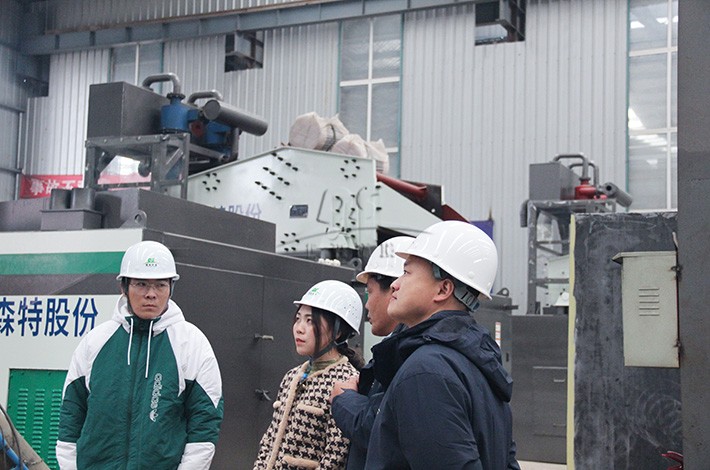 专家赴厂交流 专家赴厂交流