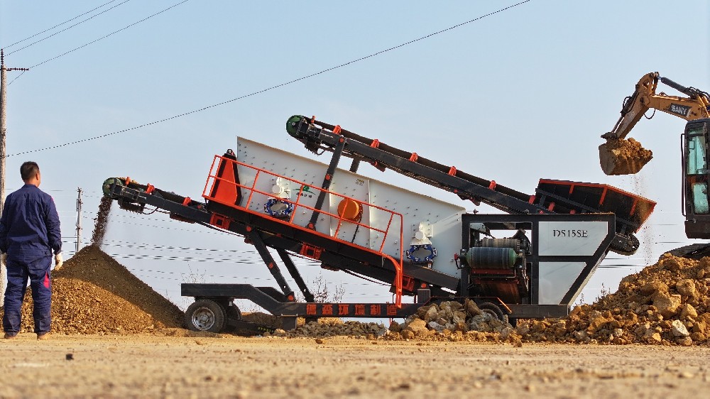 LETOU乐投陈腐垃圾移动筛分设备